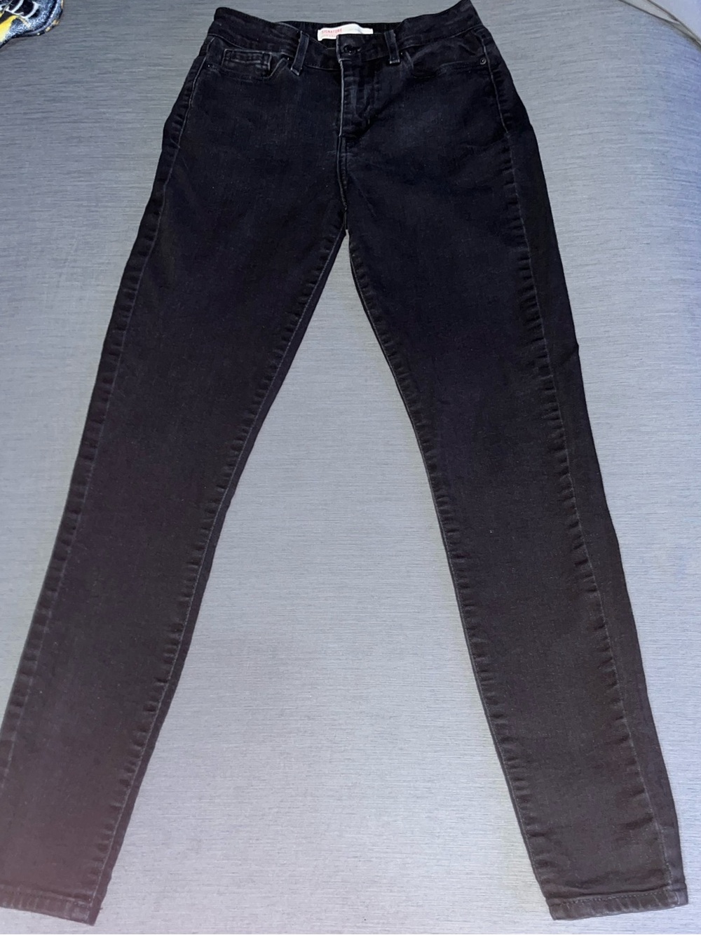 Signature by Levi Strauss Black Skinny Women’s Jeans SMALL 🖤 - Picture 2 of 15